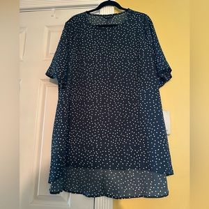 Shein curve 3x green and white polka dots short sleeve